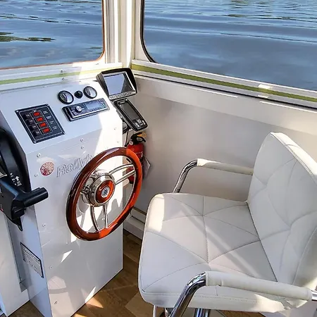 Awesome Ship In Havelsee Ot 2* Kützkow